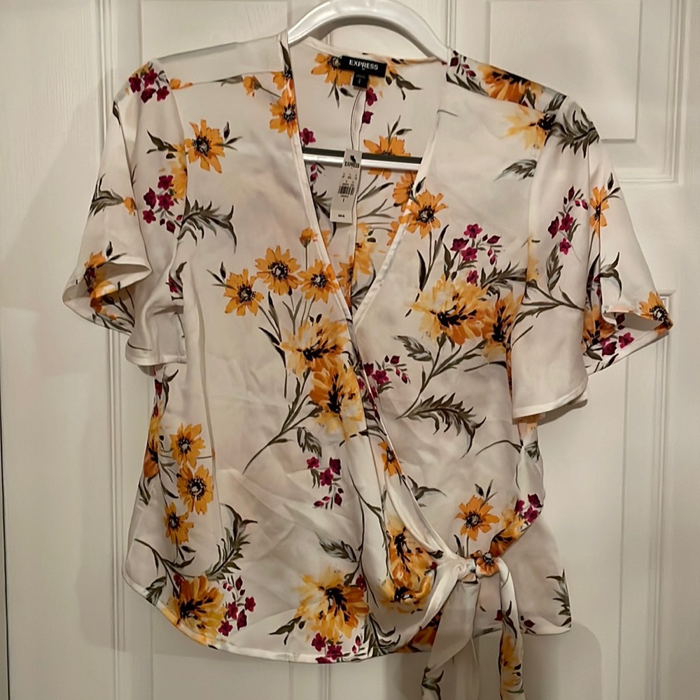 White and Gold Floral Tie Front Blouse